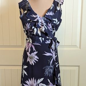 Vince Camuto Purple Lavender Floral Dress High Low Hem V-Neck Ruffles